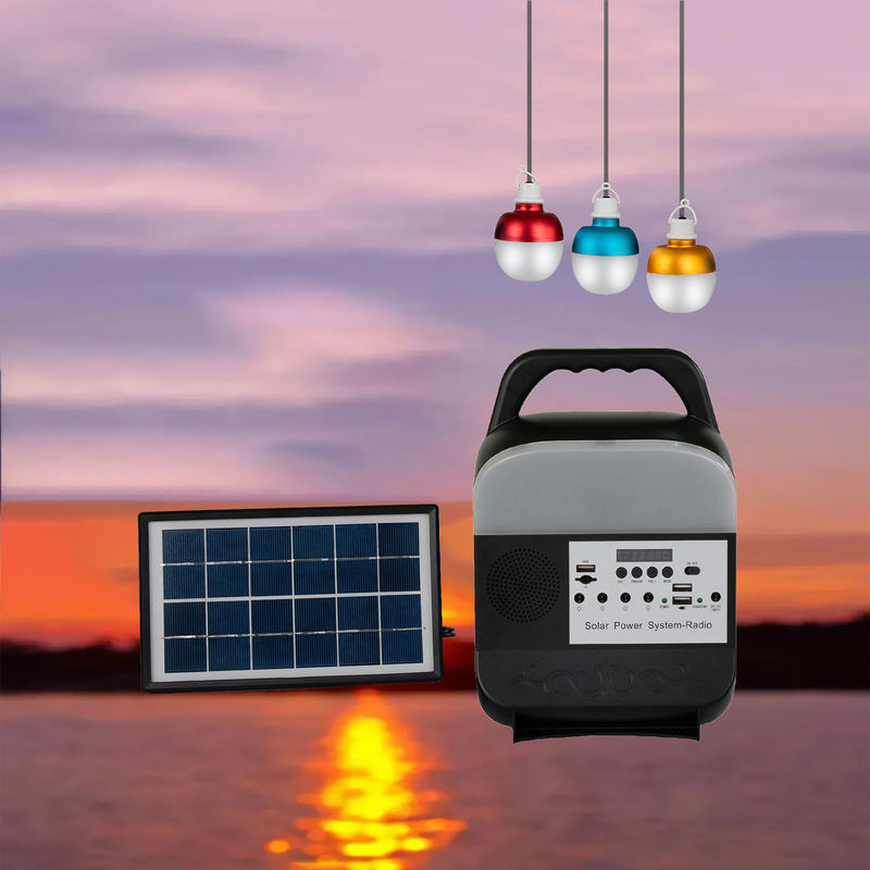 Malowany matowy przenośny system oświetlenia domu słonecznego 5W 3 szt. Żarówka LED z panelem słonecznym