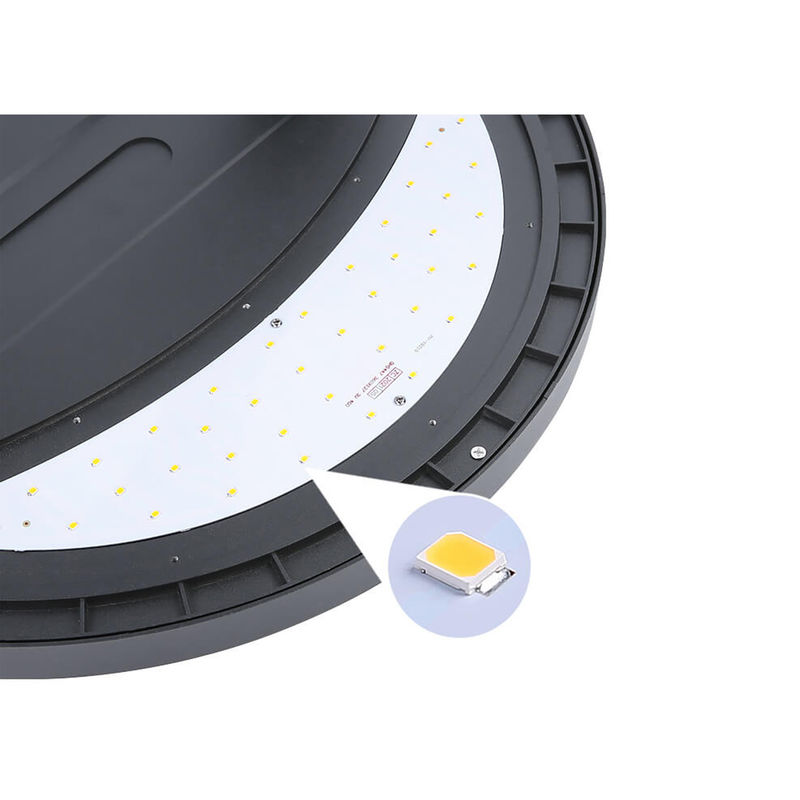 Gorący bubel Dekoracyjna brama słupkowa Oświetlenie elementu zasilania Oświetlenie zewnętrzne LED Solar Garden Light