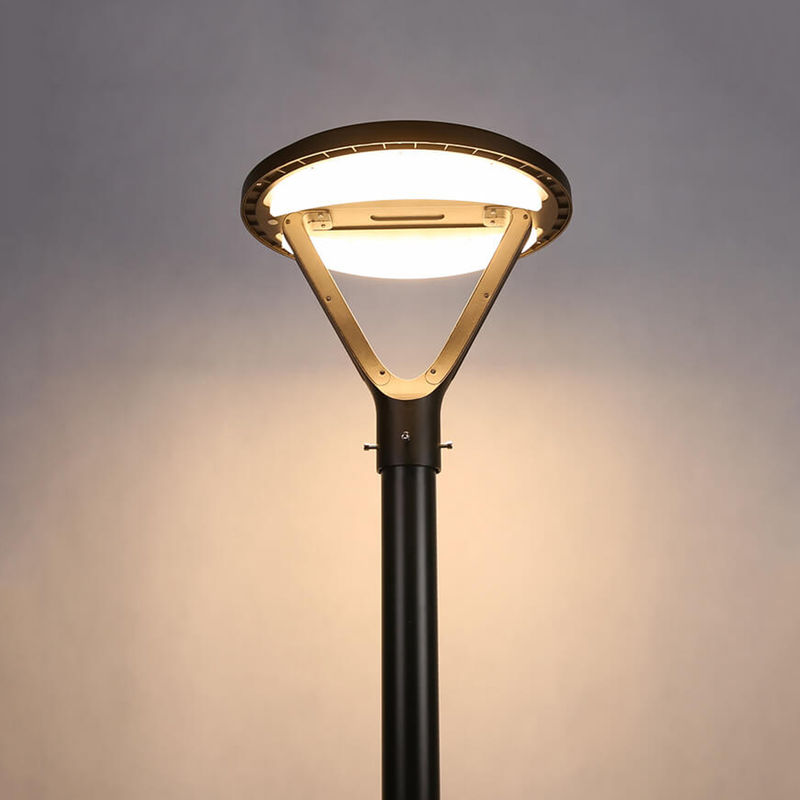 Gorący bubel Dekoracyjna brama słupkowa Oświetlenie elementu zasilania Oświetlenie zewnętrzne LED Solar Garden Light