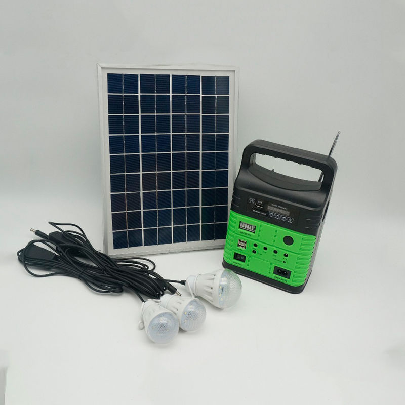 7500mah Przenośny zestaw do zasilania energią słoneczną z wbudowanym radiem FM MP3 Mini Outdoor Camping