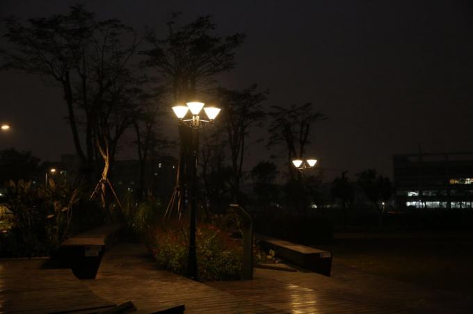 New Work Automatically Solar Energy Saving Decorative Outdoor Standing Lamps