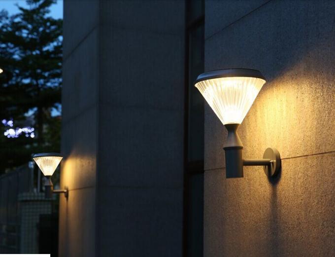 2020 New All in One LED Solar Street Sensor Garden Outdoor Light